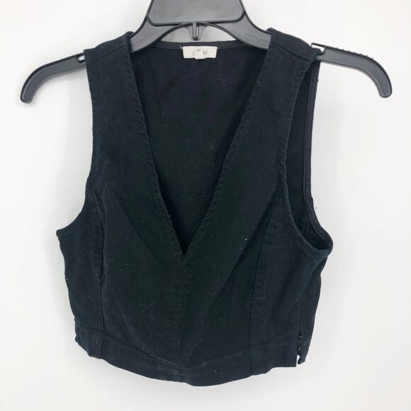 Aritzia Wilfred Womens Dauphine Crop Top 2 Black Stretch V-Neck Sleeveless Tank - Picture 3 of 9